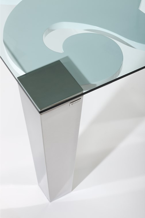 amuid00013c-5-